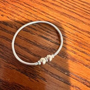 Elegant Cape Cod Silver Bangle Bracelet with Gold Ball